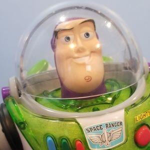 Buzz lightyear